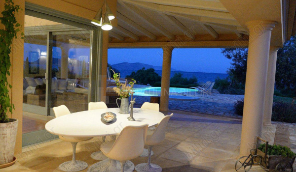 Εξωτερική όψη - Outdoor view
